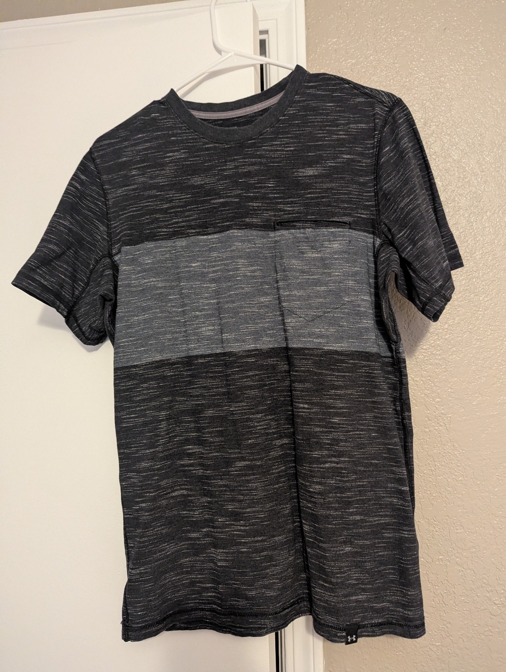 Men's Tees Goodfellow And Under Armour Medium - Picture 4 of 7